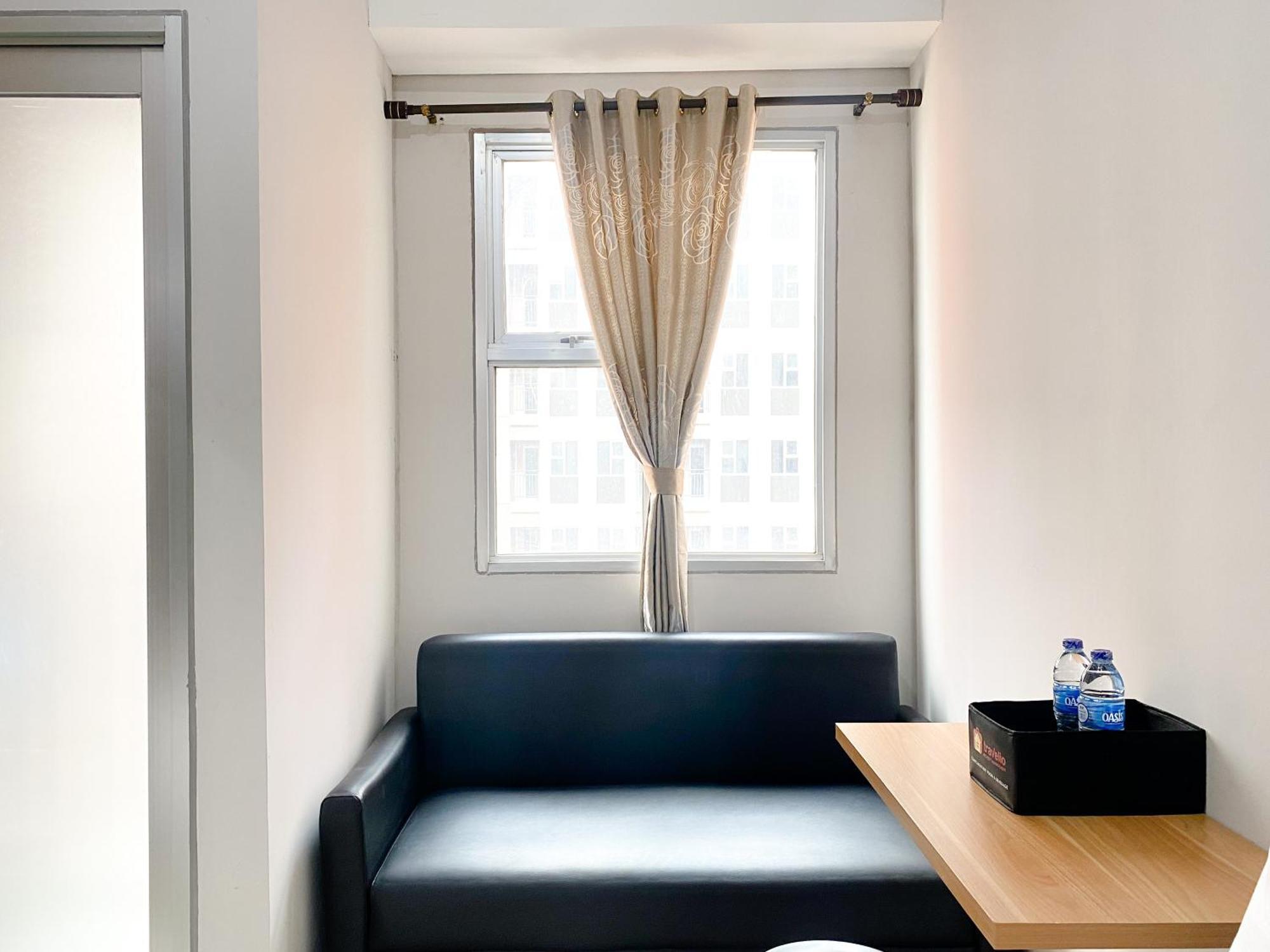 Cozy And Simply Transpark Juanda Timur By Travelio Apartemen Bekasi
